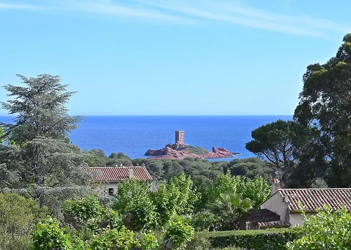 L'esquinade - G3 033 By Interhome Apartment Saint-Raphaël